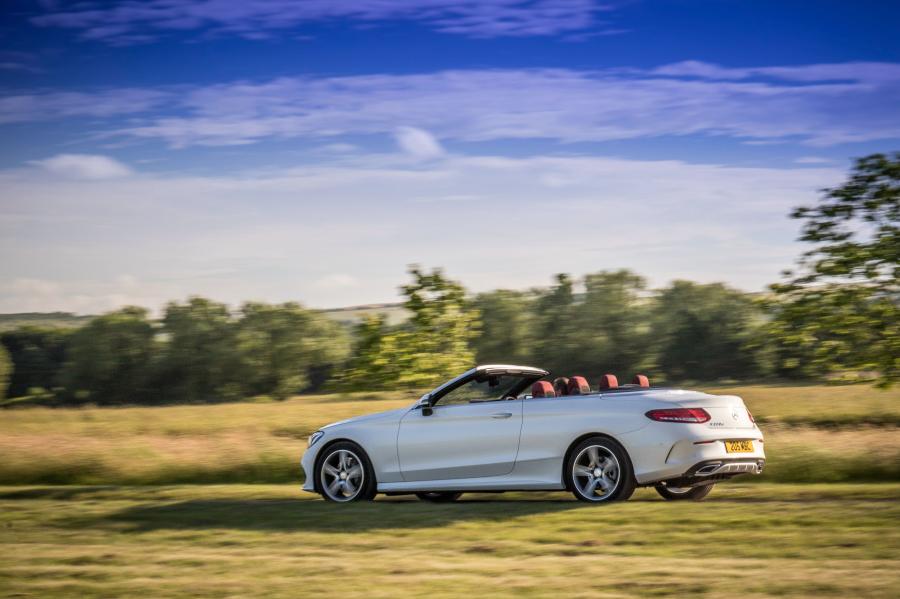  Mercedes-Benz C220 d AMG Line Cabriolet 2016 года  (UK) (фото 22 из 29)